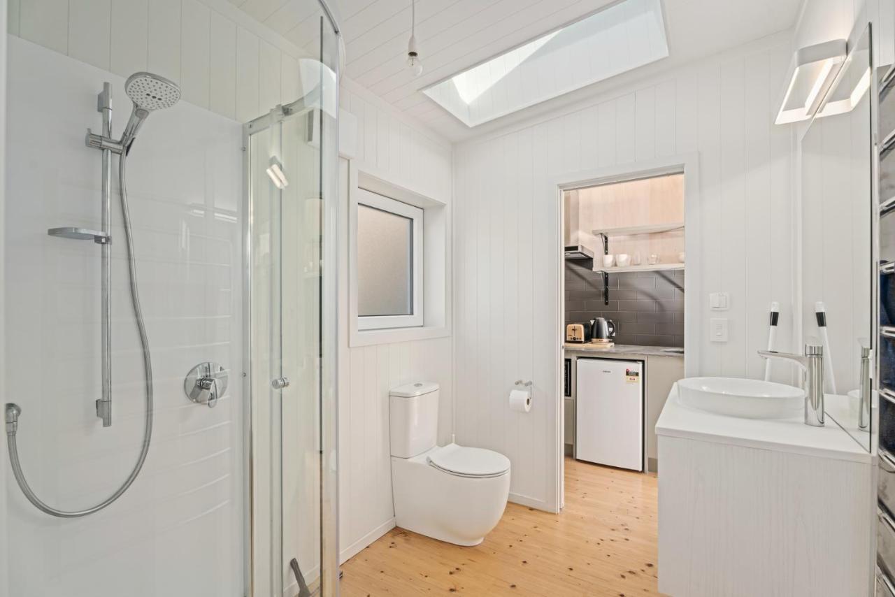 Willa Lagoon Huts - Albert Town Holiday Unit Wanaka Zewnętrze zdjęcie